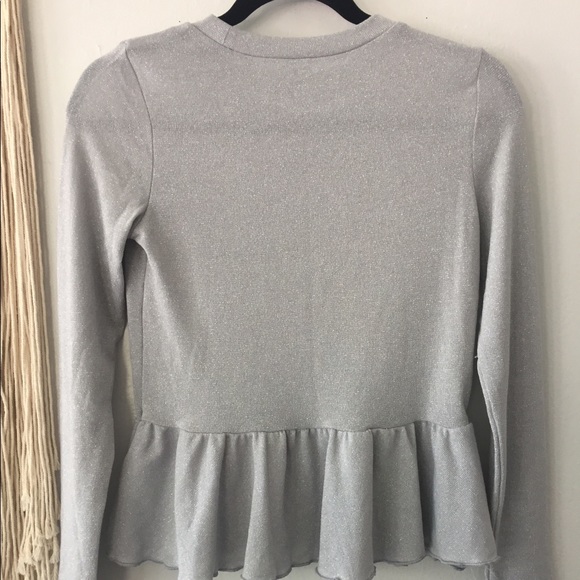 H&M // Peplum sparkle sweater GUC - Picture 5 of 6